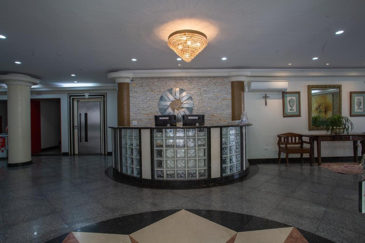 Hotel Apollo Uberlândia Exteriör bild
